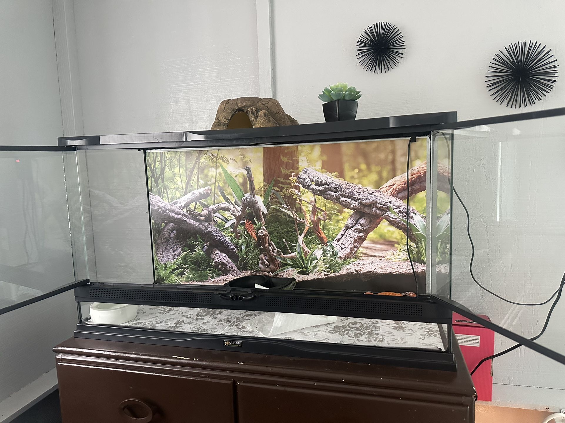 25 Gal. Reptile Tank