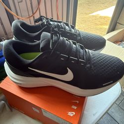Nike shoes Size $35