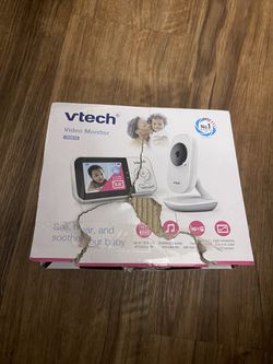 VTech VM819 Video Baby Monitor with 19 Hour Battery Life, 1000ft Long  Range, 2.8” Display, Auto Night Vision, 2Way Audio Talk, Temperature Sensor  and