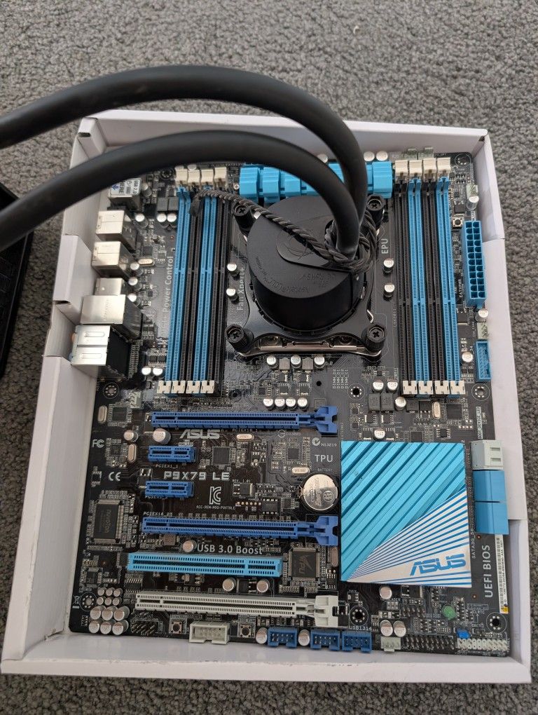 ASUS P9X79 LE DDR 3 ATX Motherboard And Liquid Cooler