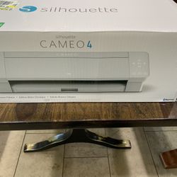 Cameo 4 + Accessories 