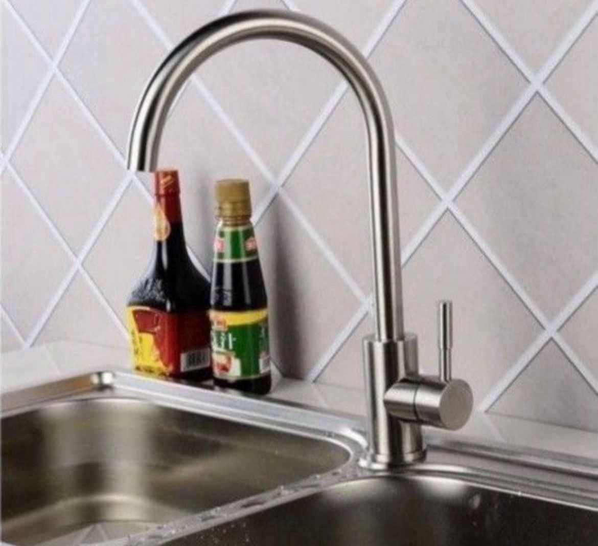 Kitchen Faucet Stainless Steel Brushed Kitchen Sink Tap High Arch Swivel Single Handle Single Hole Hot and Clod Water Kitchen Mixer Tap. New