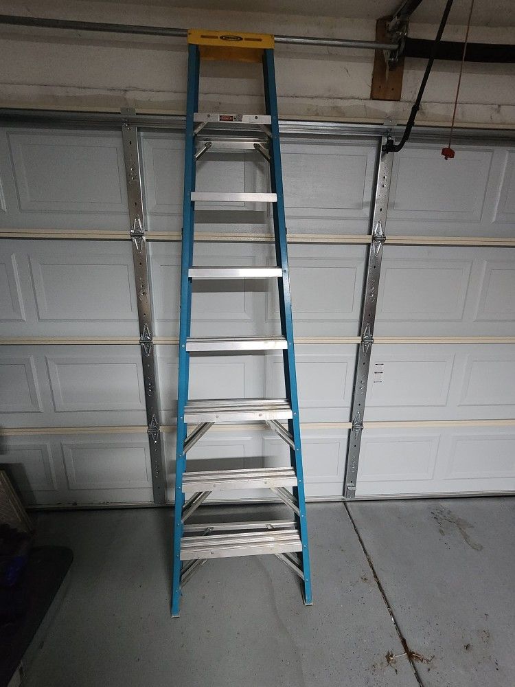 Werner 8-foot Fiberglass Ladder
