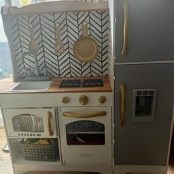 Kids Kitchen