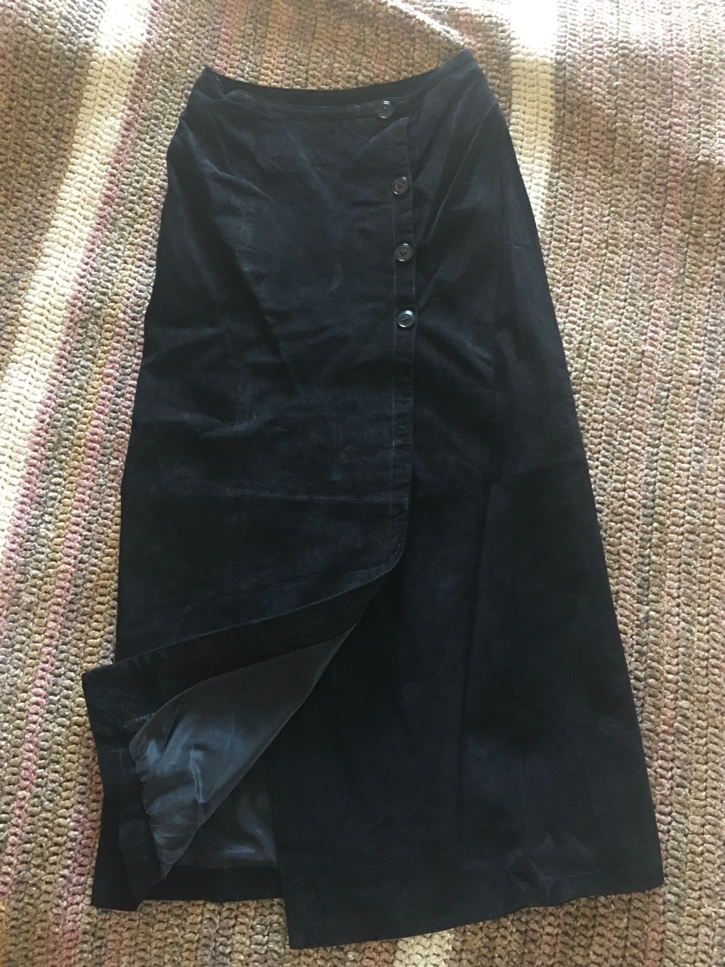 Global Identity 100% Genuine Leather Suede Skirt 