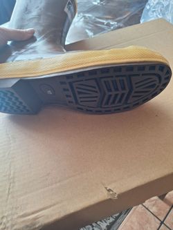 Steel toe work boots