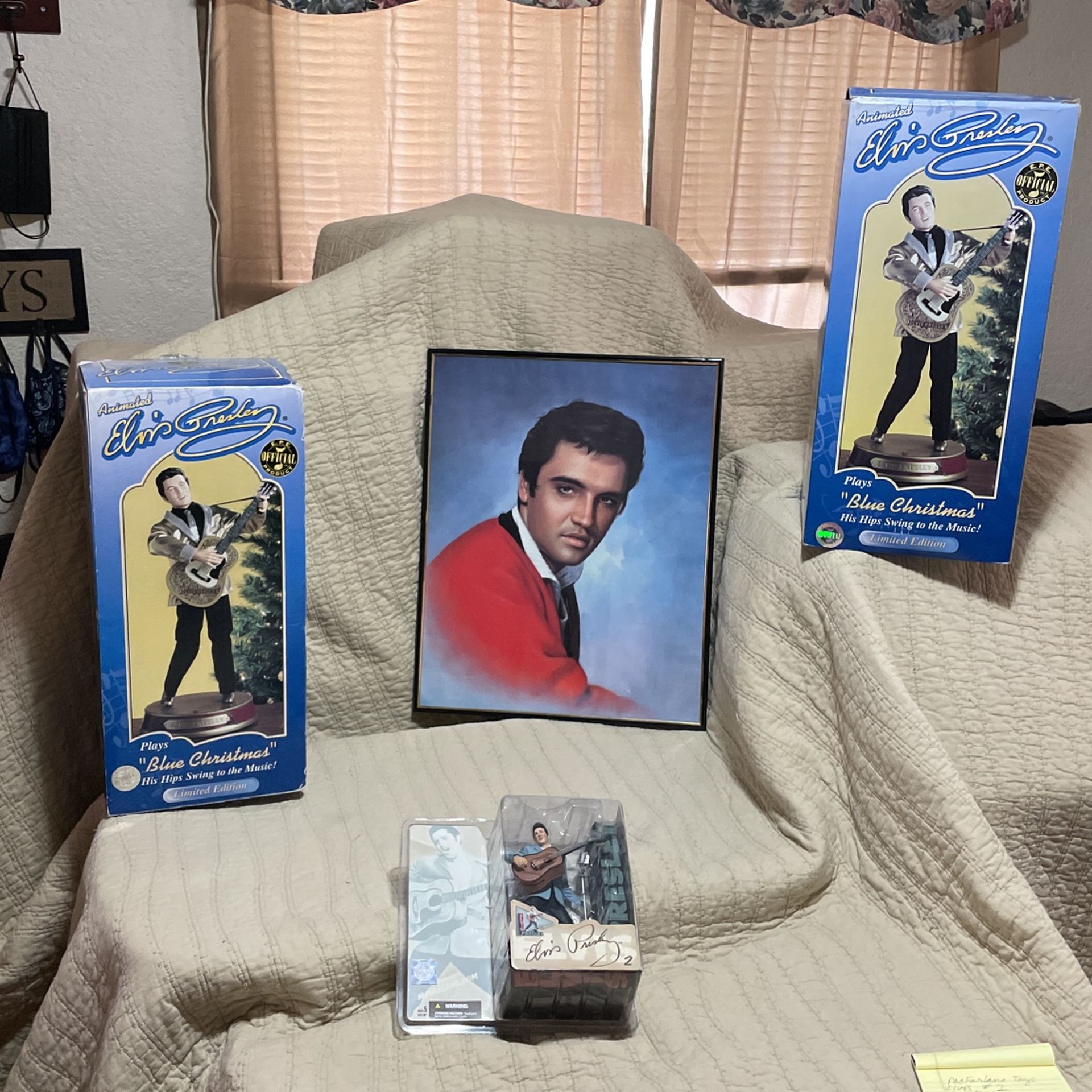 Elvis Presley, Animated & He dared to rock that’s all right figurine number two