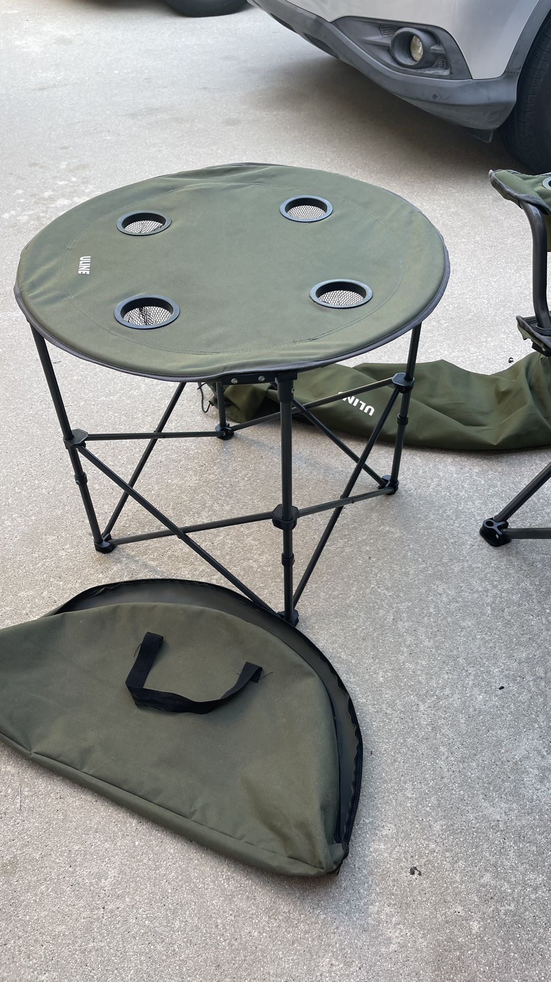 Camping Table Beach Table 4 Cup Holders with Steel Frame And Chair