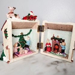 Windsor Collection Collectible House Christmas Village House Opens with Scene 

Very cute House Figurine 

15 $