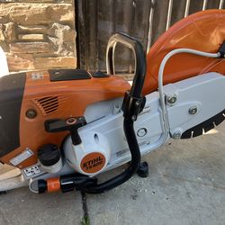 STIHL TS 800 concrete demo Saw