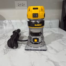 DeWalt Router
