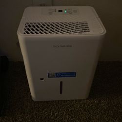 Homelabs Smart Dehumidifier 
