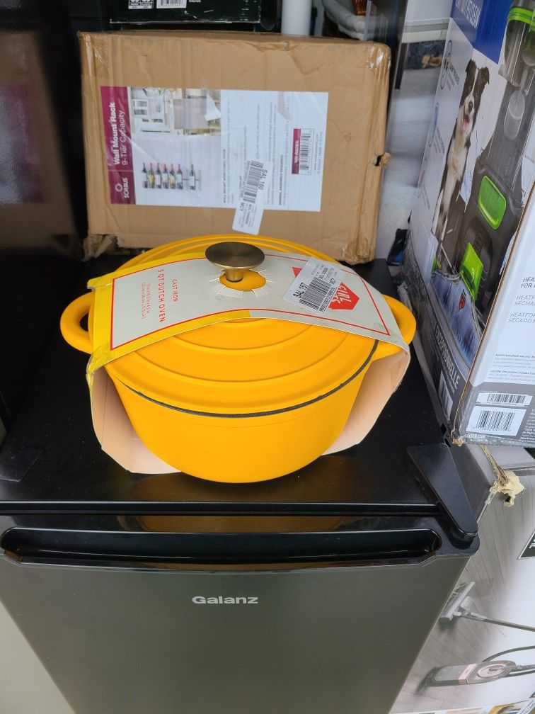 Instant Pot Electric Dutch Oven 5 In 1 for Sale in Brooklyn, NY - OfferUp