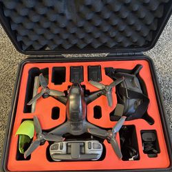 DJI FPV Drone Fly More Combo & Hardshell Case