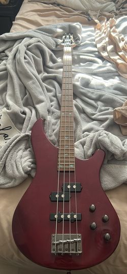 Mitchell MB200 Bass and Fender Rumble 25 Amp