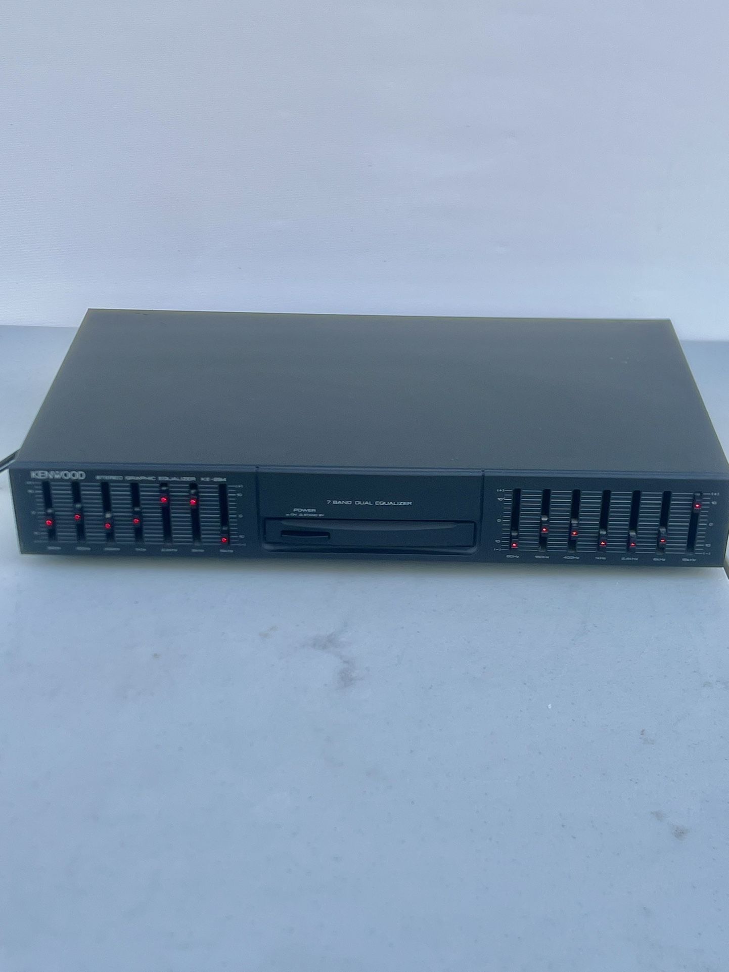 Kenwood KE-294 - Vintage 7 Band Dual Graphic Equalizer W/RCA cables. Works great. Used in good condition with some minor cosmetic blemishes. These ble