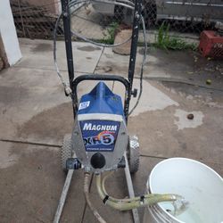 Magnum XR5 Graco  Spray Machine 