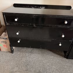 Free dresser