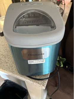 Frigidaire Bullet Ice Maker