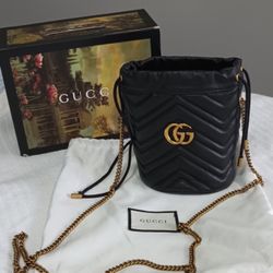 Gucci Bucket Bag 