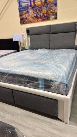 Tempur-Pedic LuxeBreeze Hybrid King Mattress – $1,699