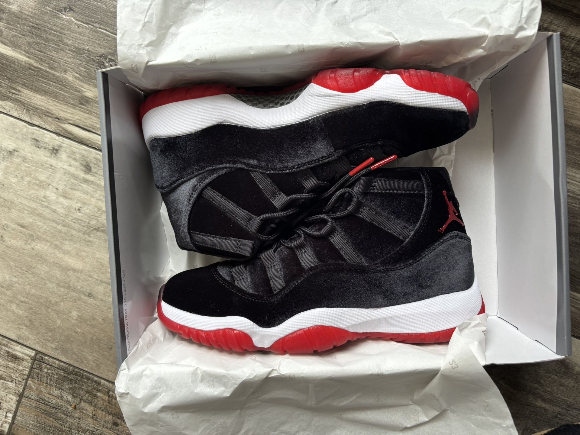 Velvet Bred Jordan 11s