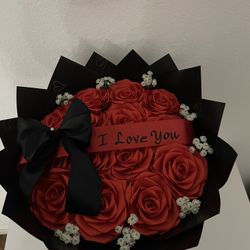 Valentine Bouquet/ Valentine Gift/ Flower Bouquet/ Flower Arrangement 