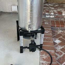 EXPERT GRILL 30QT TURKEY FRYER USED ONCE COMES Everything In pics!