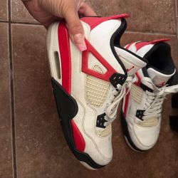 Jordan 4 In Red 
