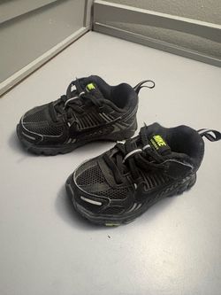Toddler  shoes 7c Nike Vomero 5 Black