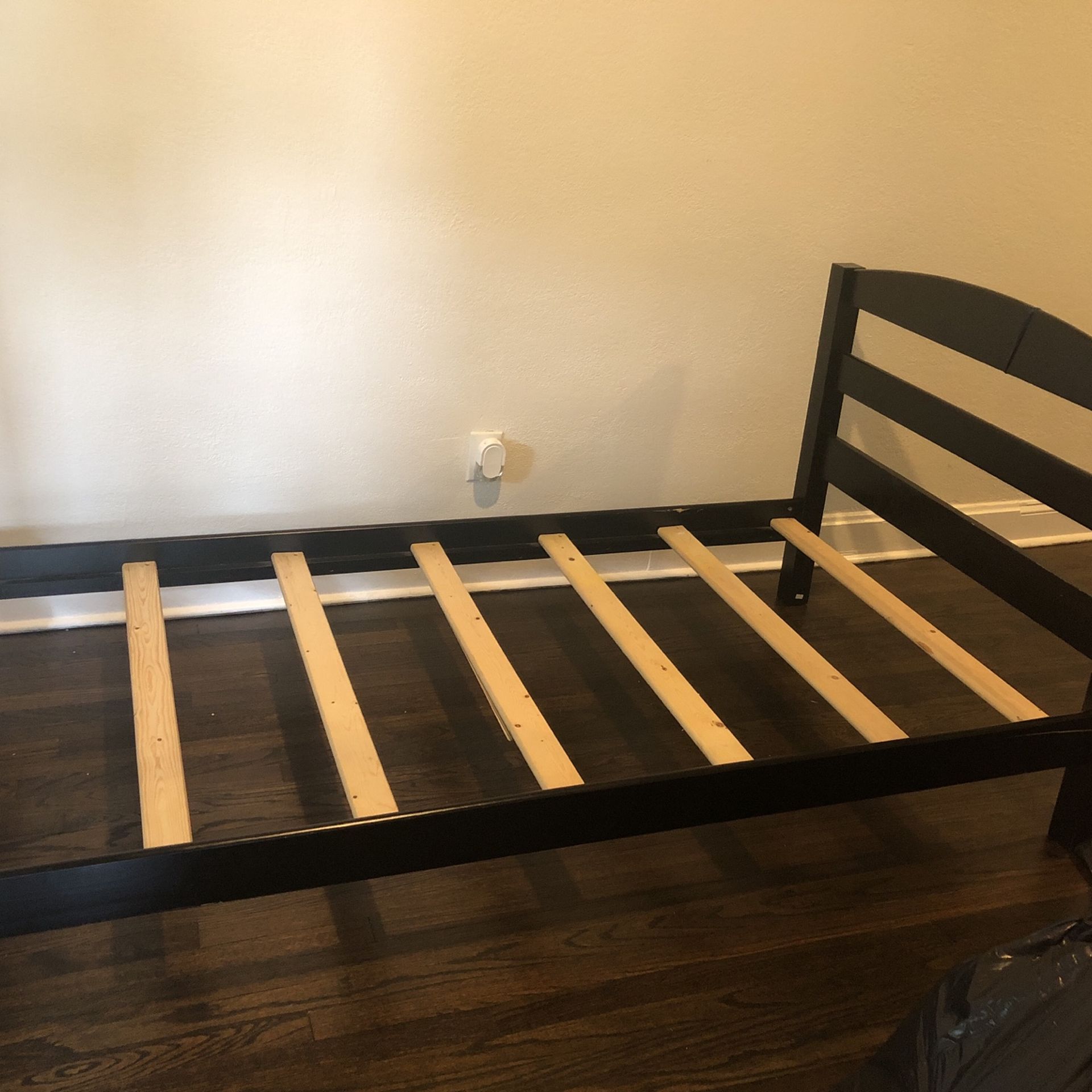 Kids Twin Bed