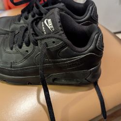 Nike Air Kids Size 1.5
