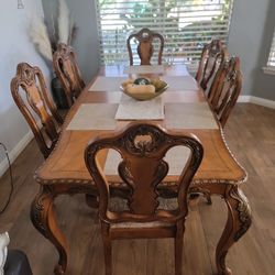 Raymour & Flanigan Legacy Classic Versailles Dining Room Set