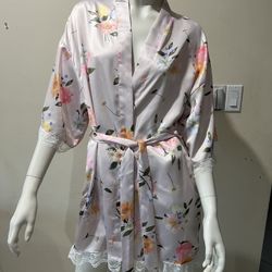 Claire’s Women Sleepwear/robe/gown/mom/brand new