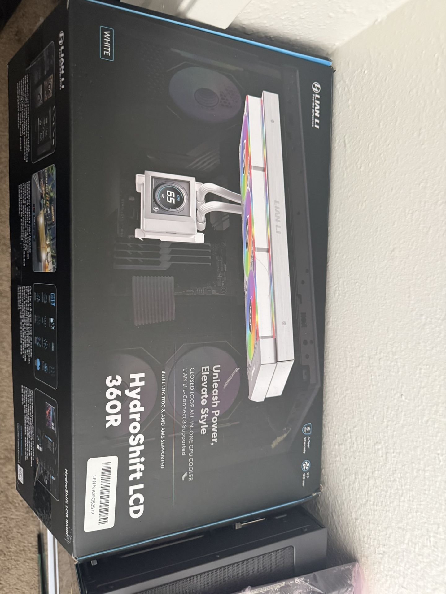 Lian Li Hydroshift LCD 360R AIO Cooler