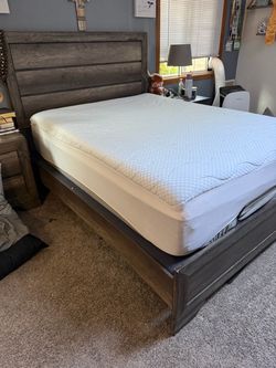 Queen bed and adjustable frame