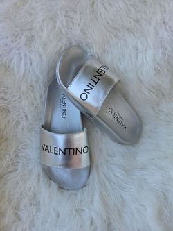 Valentino Originales.