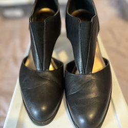 Black Leather Heal “New”