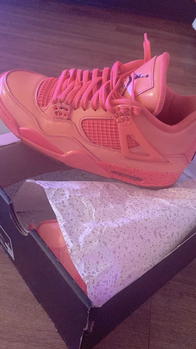 Jordan 4 Retro