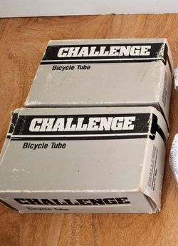 Bicycle tire inner tubes