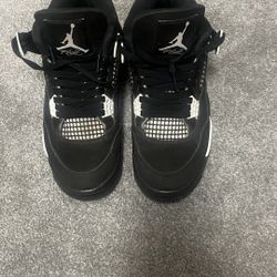 Jordan 4 White thunders