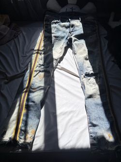 3 pairs of  jeans