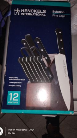 12 piece Henckels International knife set