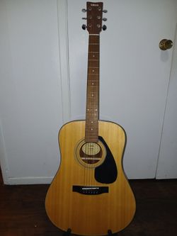 Yamaha acoustic guitar