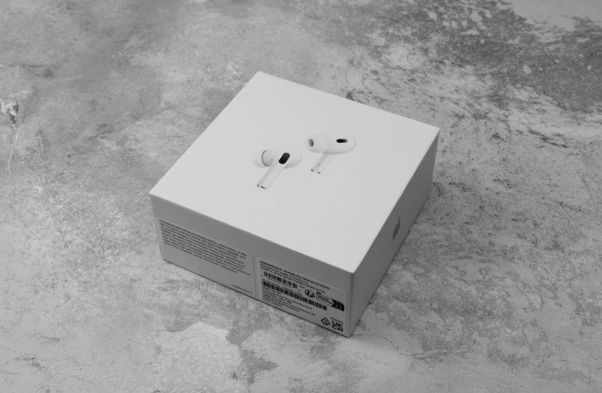 New Apple AirPod Pro 3