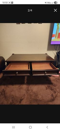 Coffee table wood
