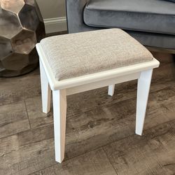 Wooden Stool Seat