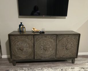 Tv stand, cabinet $25 OBO