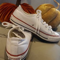 *** Converse Sneakers!***