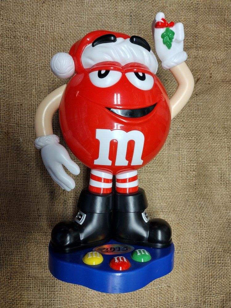 2015 Mars Christmas M&M Peanut Candy Dispenser Excellent Condition